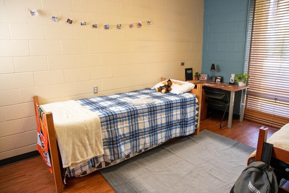 金沙中国 Department of Housing and Residence Life dorm room interiors at Troxel Hall in Edinburg, Texas.